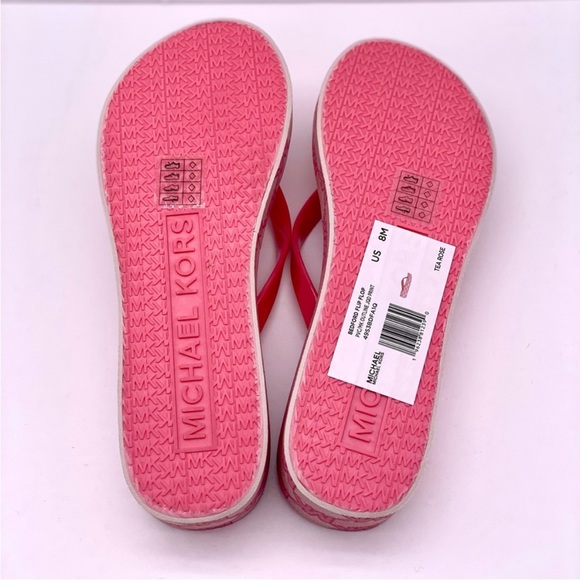 Michael Kors Bedford Logo MK Women's
Wedge Flip Flop Sandals - Picture 5 of 8